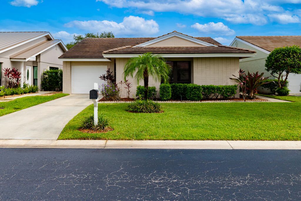 Photo of 2525 SW Egret Pond Circle, Palm City, FL 34990 (MLS # RX-11093722)