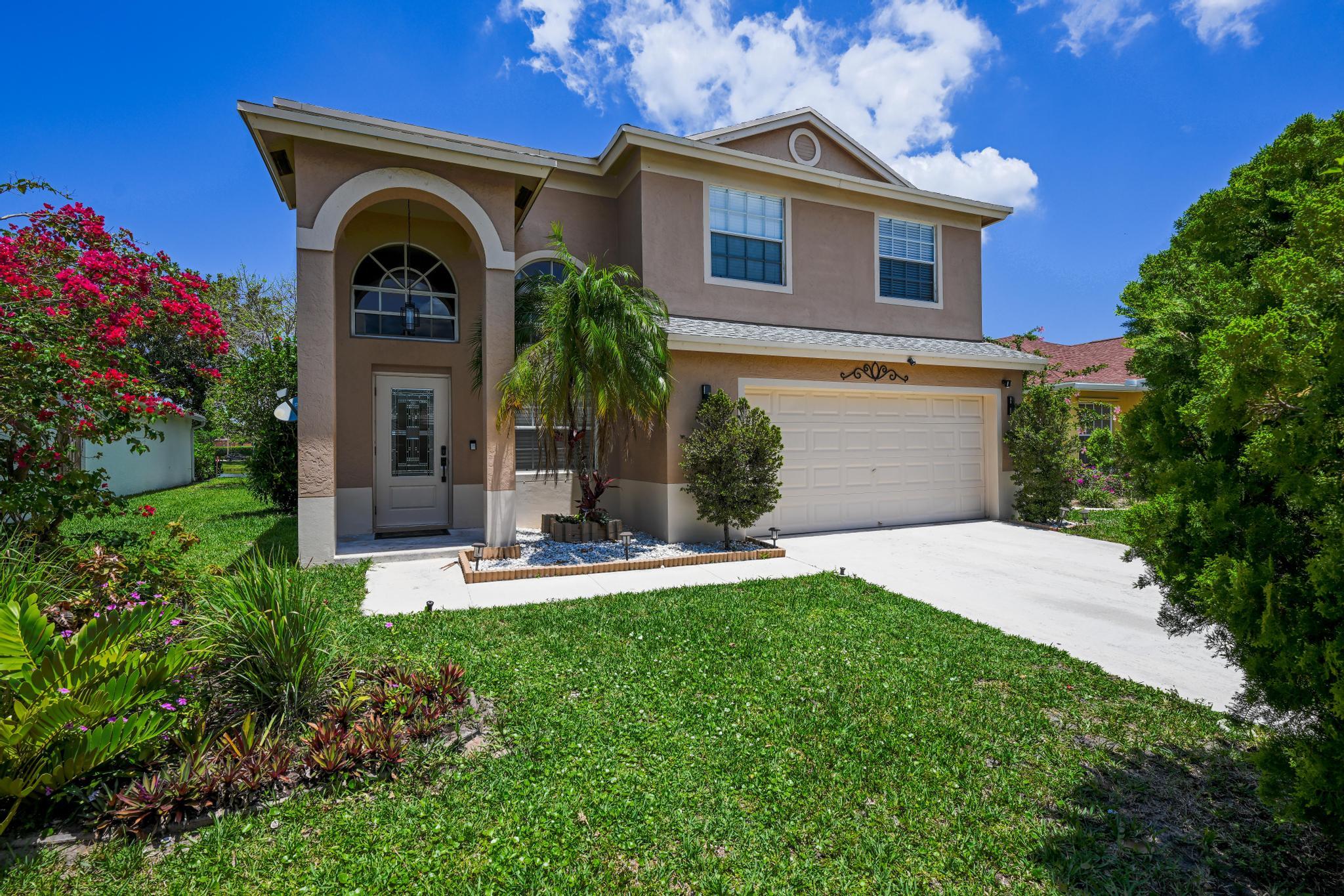 6192 Lansdowne Circle, Boynton Beach, Palm Beach County, Florida - 4 Bedrooms  
2.5 Bathrooms - 