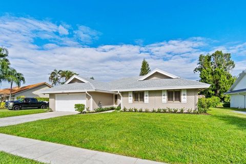 Tiny photo for 13471 Barberry Drive, Wellington, FL 33414 (MLS # RX-11084237)