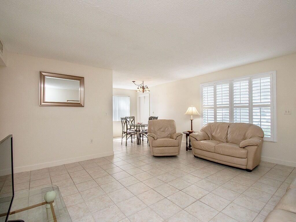 Photo of 2800 Indian River Boulevard #1, Vero Beach, FL 32960 (MLS # RX-11129280)