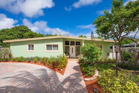 Photo of 249 NE 43rd Street, Deerfield Beach, FL 33064 (MLS # RX-11129478)