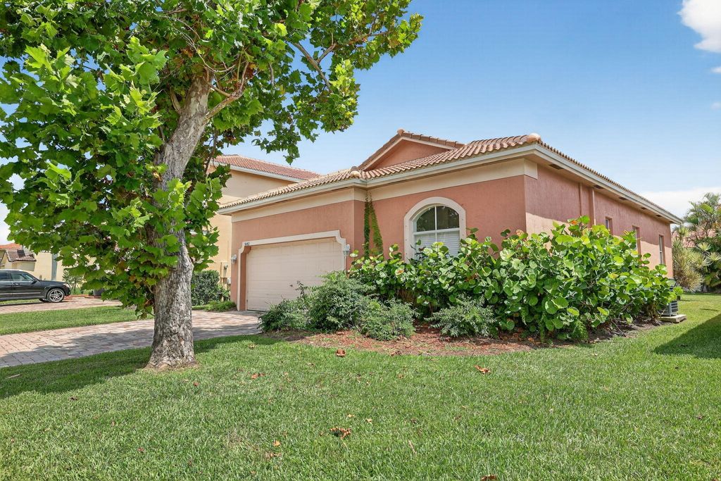 Photo of 5552 Spanish River Road, Fort Pierce, FL 34951 (MLS # RX-11127423)