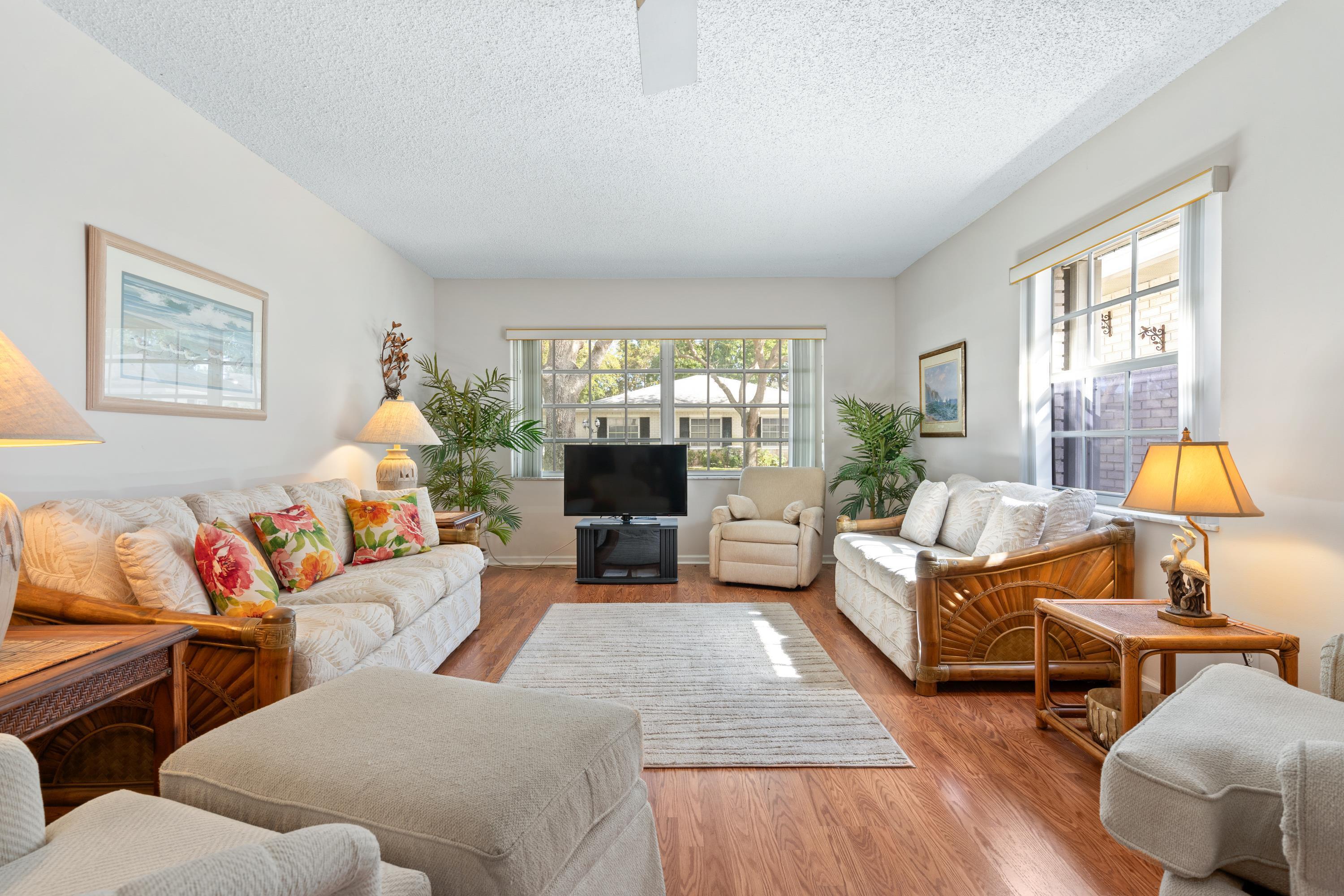 Property for Sale at 10083 42nd Terrace 123, Boynton Beach, Palm Beach County, Florida - Bedrooms: 1 
Bathrooms: 1.5  - $170,000
