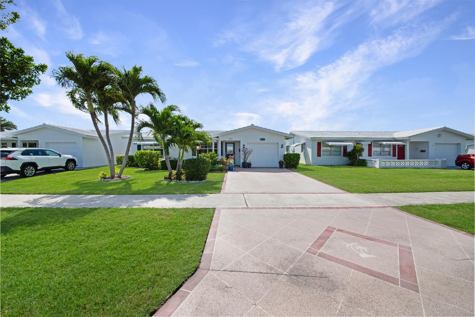 Property for Sale at 1311 Sw 18th Street, Boynton Beach, Palm Beach County, Florida - Bedrooms: 2 
Bathrooms: 2  - $325,000