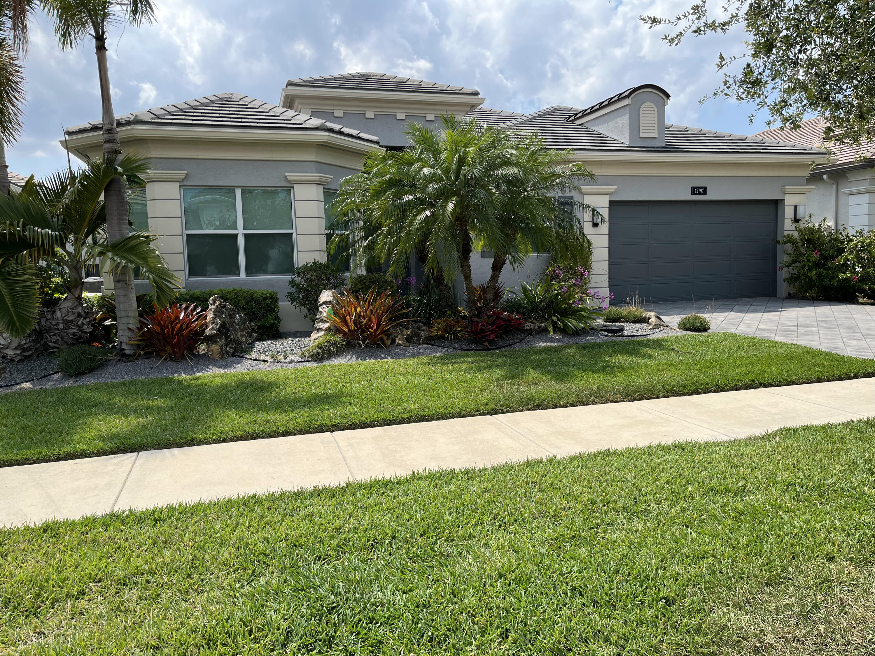 12797 Cariboo Ridge Road, Boynton Beach, Palm Beach County, Florida - 3 Bedrooms  
3.5 Bathrooms - 