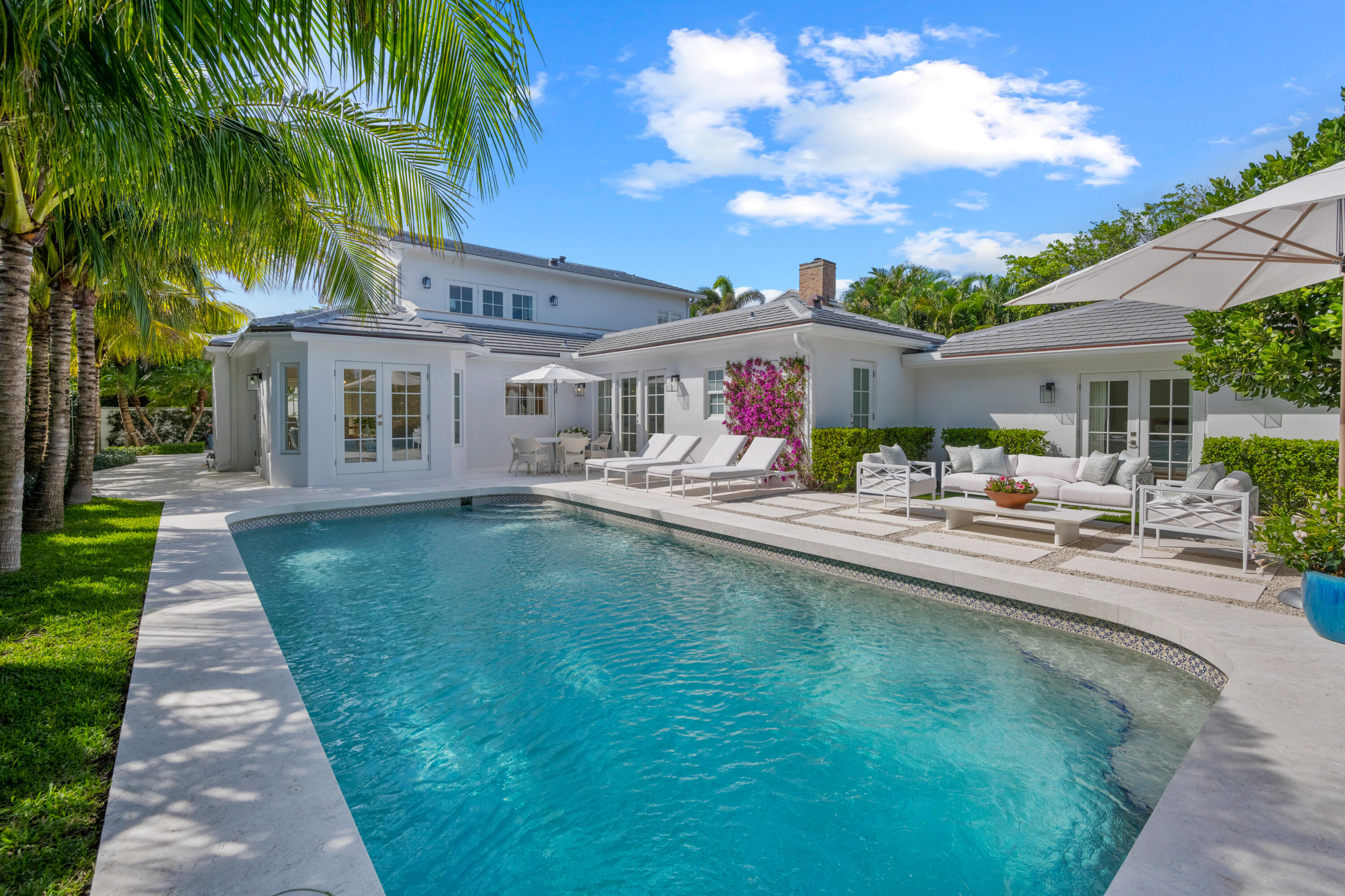 Property for Sale at 581 E Woods Road, Palm Beach, Palm Beach County, Florida - Bedrooms: 3 
Bathrooms: 5  - $12,900,000
