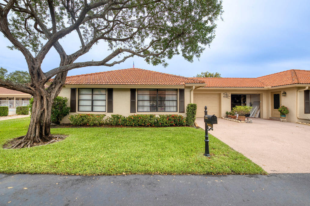 Property for Sale at 4600 Wildwood Tree A Lane A, Boynton Beach, Palm Beach County, Florida - Bedrooms: 2 
Bathrooms: 2  - $270,000