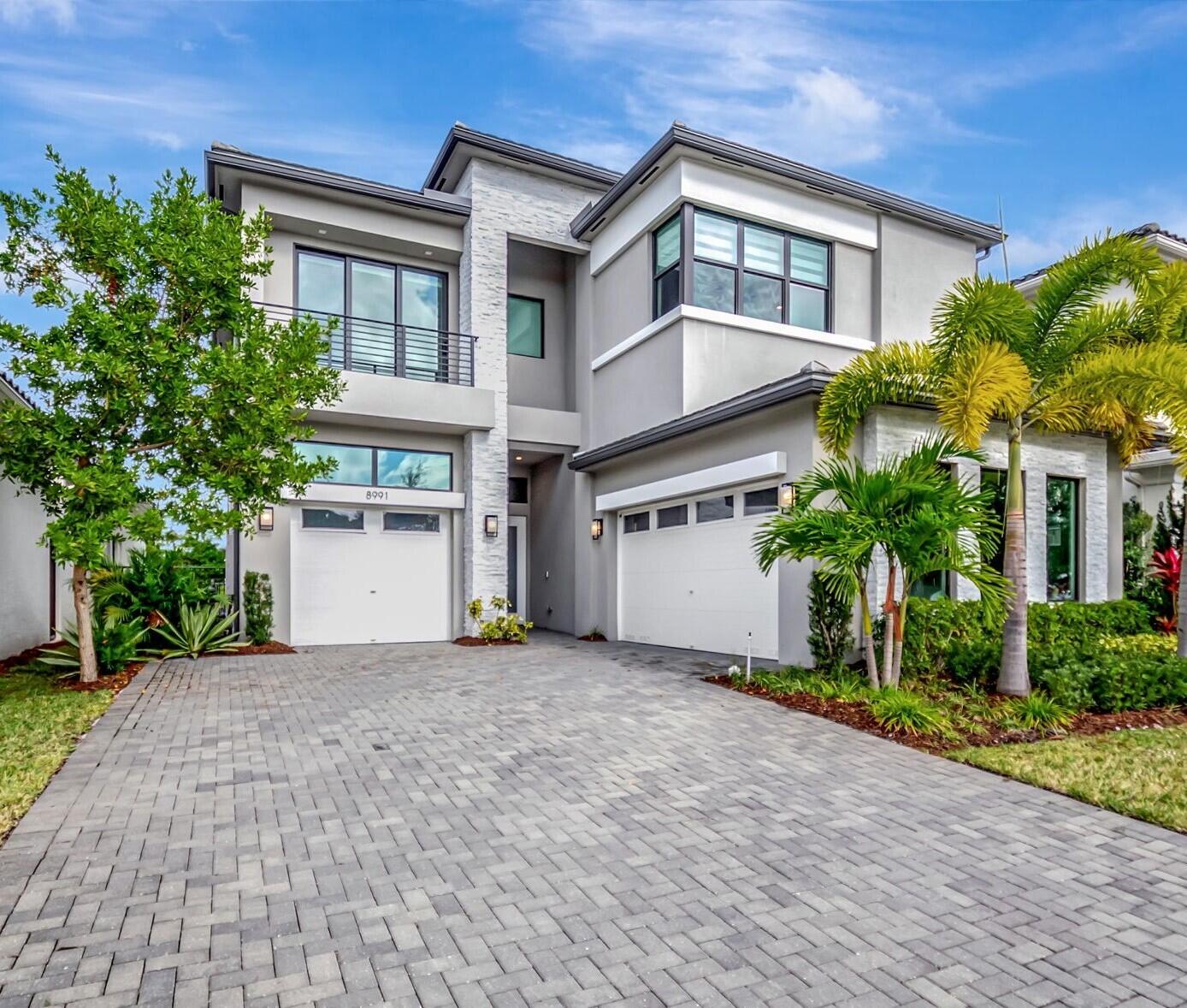 8991 Chauvet Way, Boca Raton, Palm Beach County, Florida - 4 Bedrooms  
5.5 Bathrooms - 