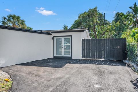 Tiny photo for 120 NE 57th Court, Oakland Park, FL 33334 (MLS # RX-11110425)