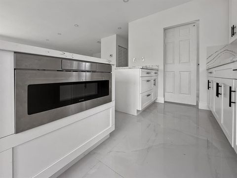 Tiny photo for 120 NE 57th Court, Oakland Park, FL 33334 (MLS # RX-11110425)