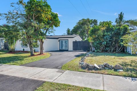 Tiny photo for 120 NE 57th Court, Oakland Park, FL 33334 (MLS # RX-11110425)