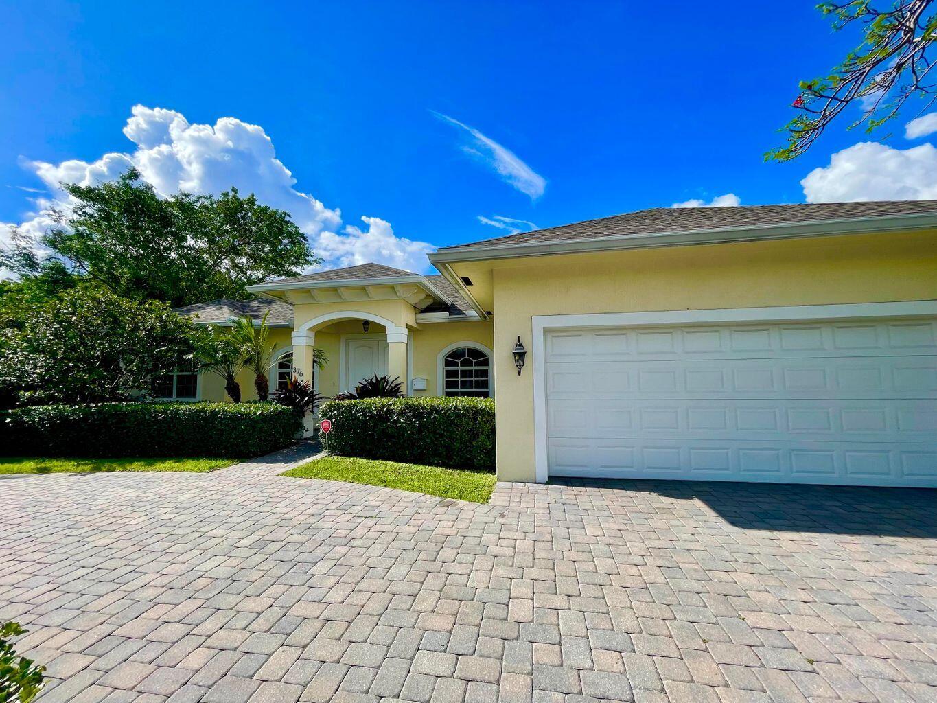 Photo 1 of 376 Forest Hill Boulevard, West Palm Beach, Florida, $1,198,800, Web #: 10979376