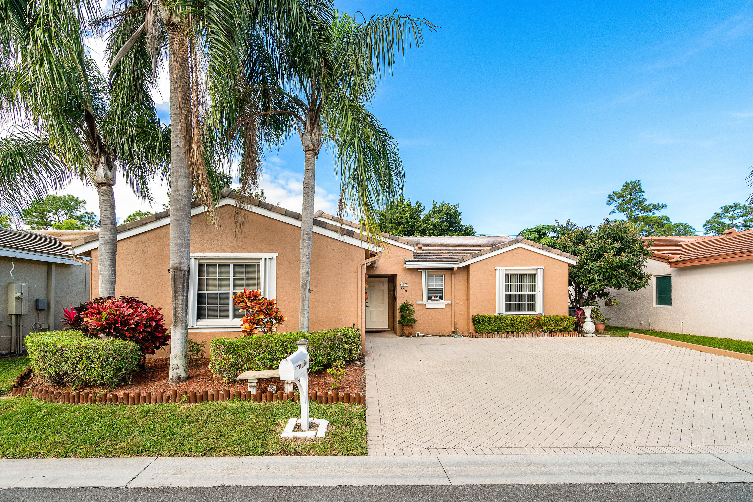 156 Caribe Court, Greenacres, Palm Beach County, Florida - 3 Bedrooms  
2 Bathrooms - 