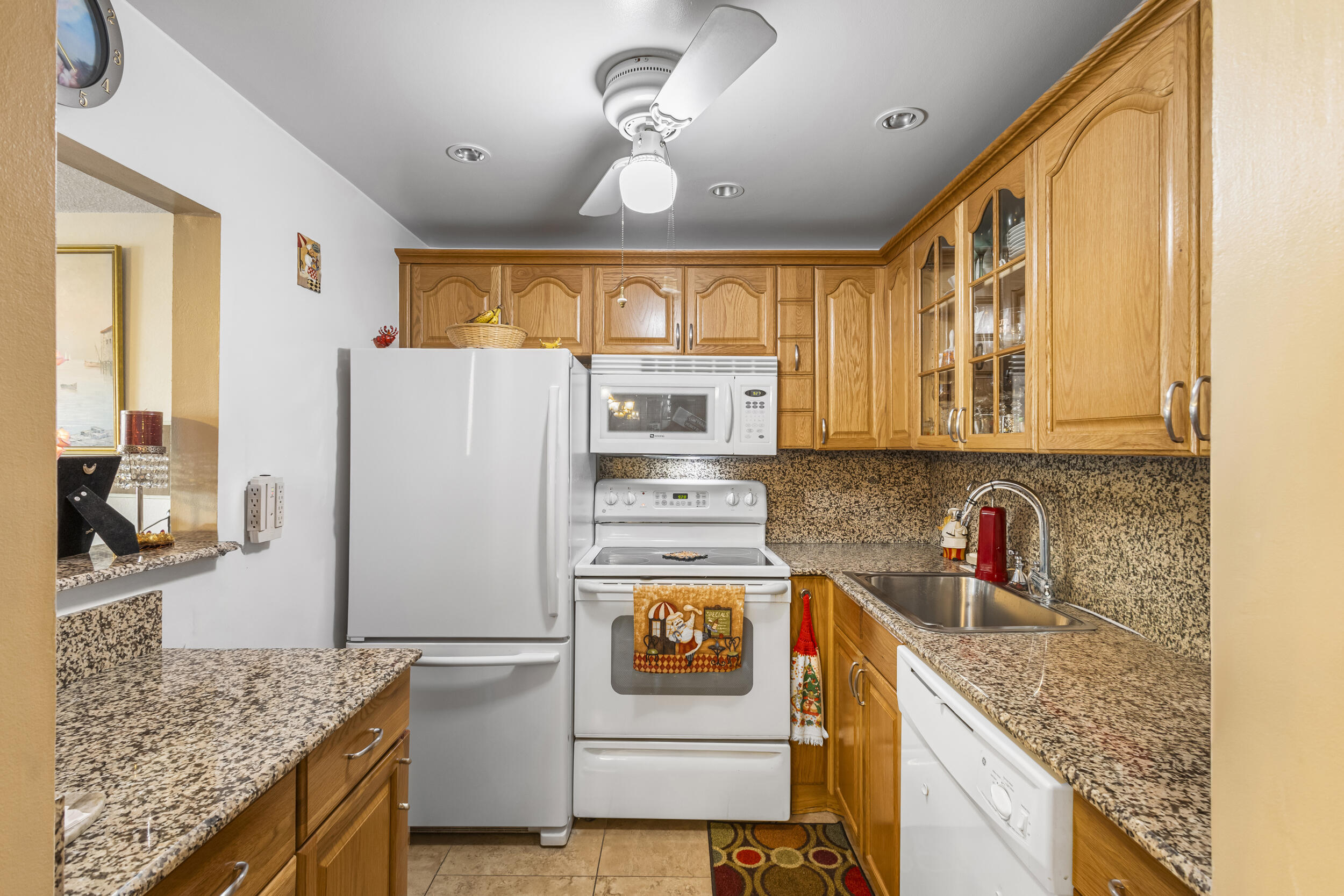 Property for Sale at 124 Southampton B, West Palm Beach, Palm Beach County, Florida - Bedrooms: 1 
Bathrooms: 1.5  - $84,500