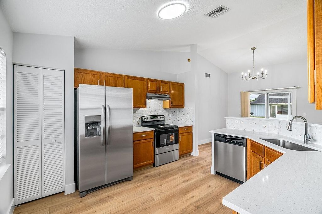 Photo of 1118 9th Square, Vero Beach, FL 32960 (MLS # RX-11122246)