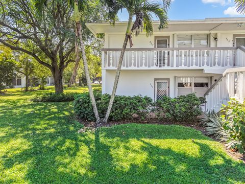 Photo of 325 Tilford P, Deerfield Beach, FL 33442 (MLS # RX-11129539)