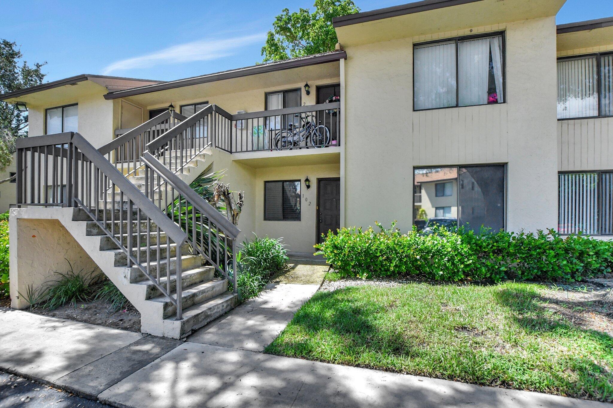 6660 Somerset Drive 102, Boca Raton, Palm Beach County, Florida - 2 Bedrooms  
2 Bathrooms - 