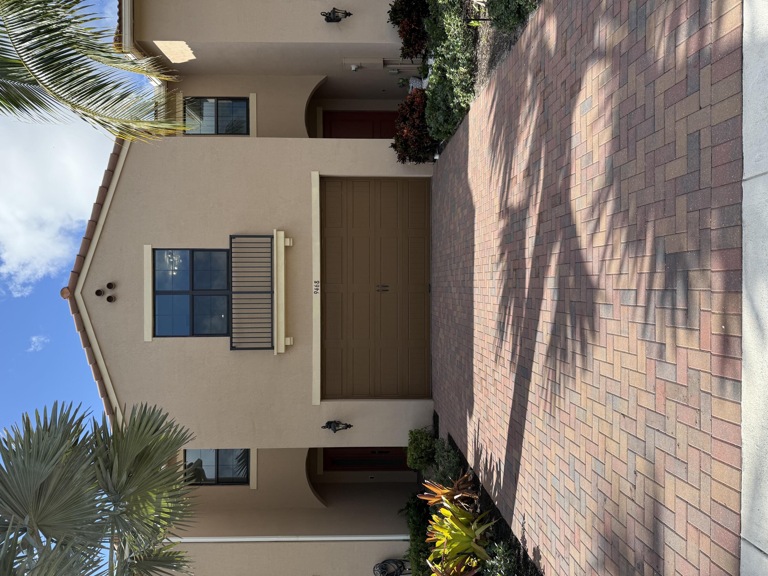 9468 Kinley Place, Boca Raton, Palm Beach County, Florida - 3 Bedrooms  
2.5 Bathrooms - 