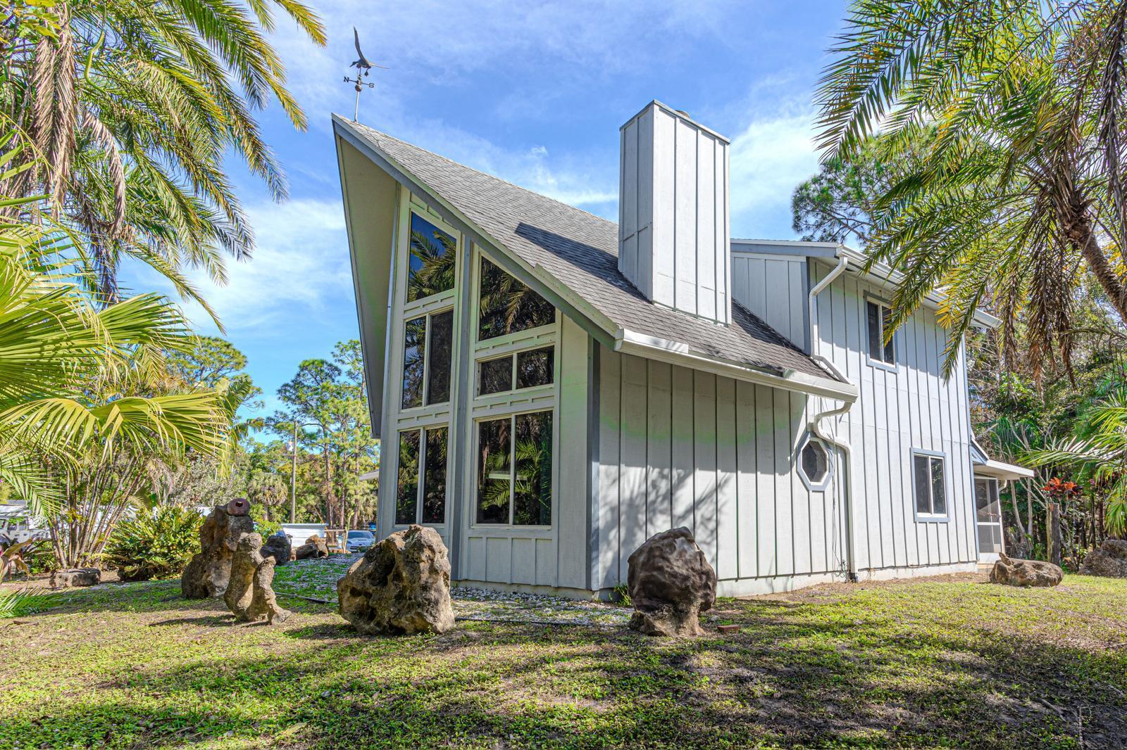 4852 Windmill Road, The Acreage, Palm Beach County, Florida - 3 Bedrooms  
2.5 Bathrooms - 