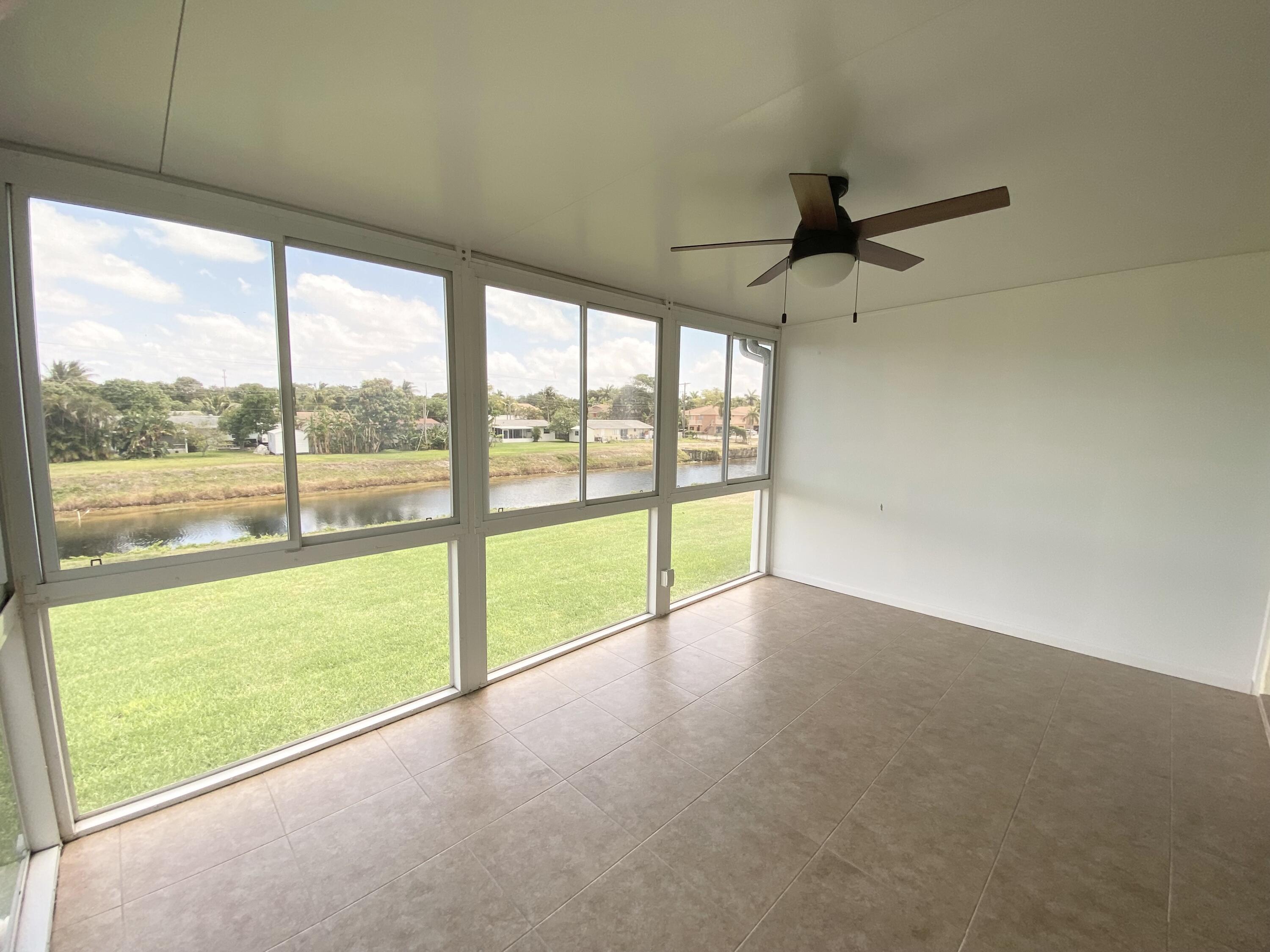 1120 Mahogany Way 203, Delray Beach, Palm Beach County, Florida - 2 Bedrooms  
2 Bathrooms - 