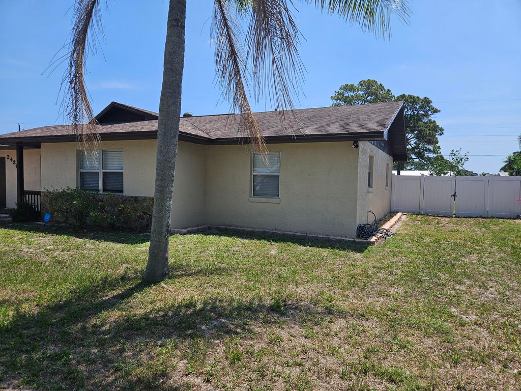 Photo of 2436 Mohawk Avenue, Fort Pierce, FL 34946 (MLS # RX-10991851)