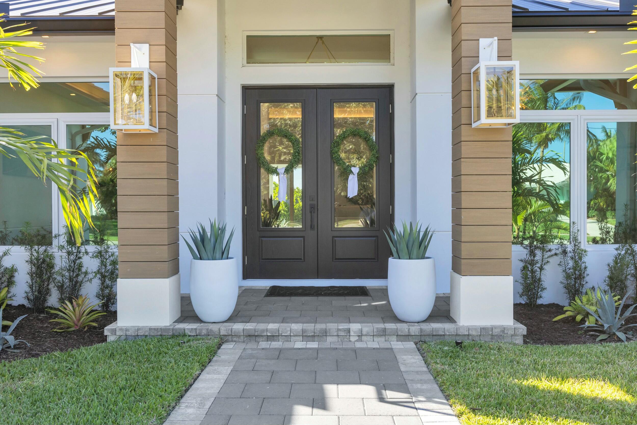 504 Greenway Drive, North Palm Beach, Miami-Dade County, Florida - 4 Bedrooms  
3 Bathrooms - 