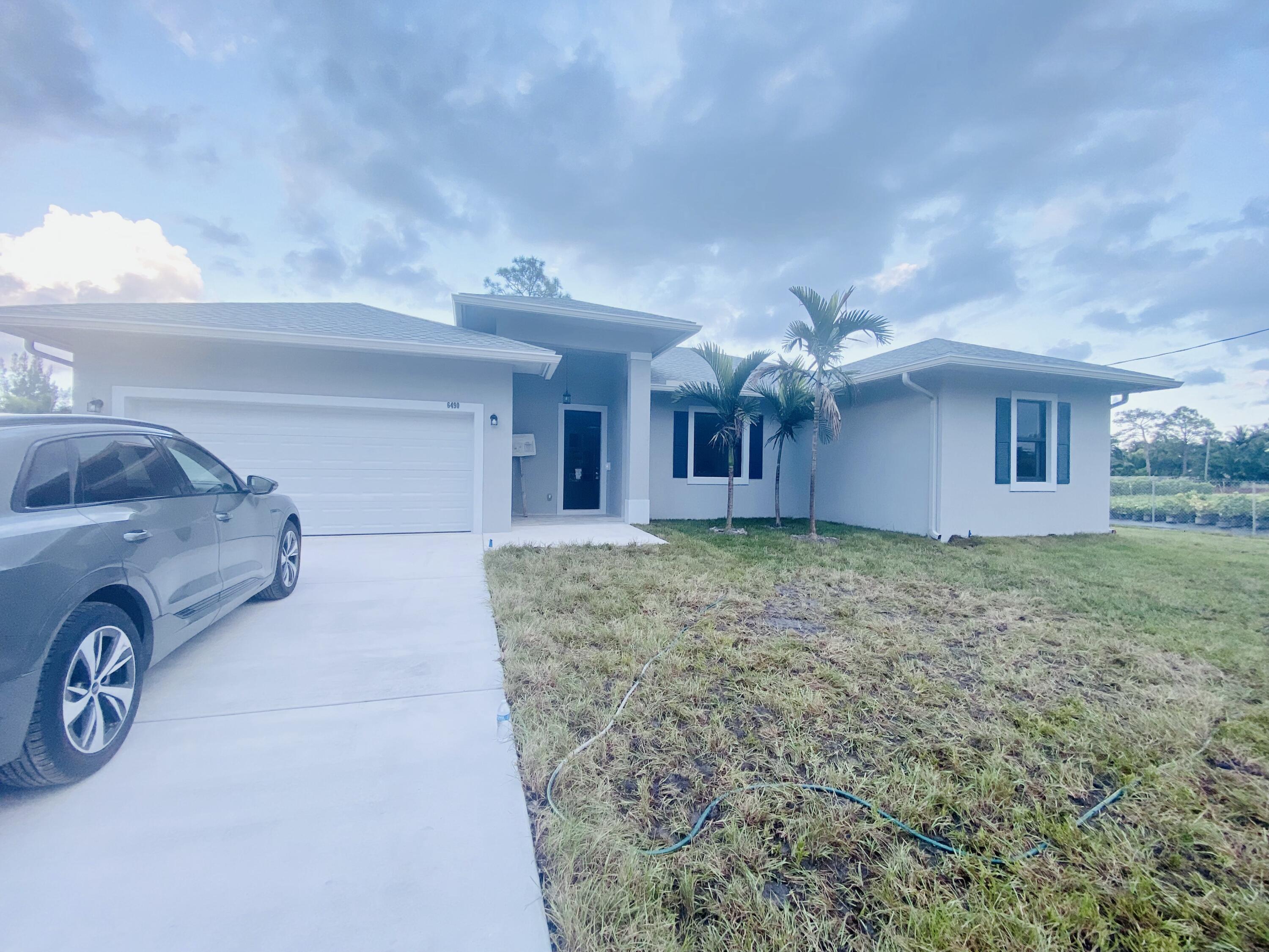 6490 Park Ln W Ln, Wellington, Palm Beach County, Florida - 4 Bedrooms  
3 Bathrooms - 