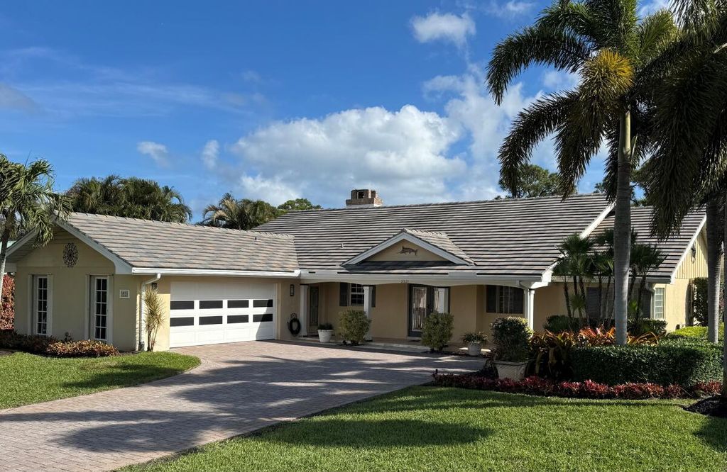 Photo of 3521 SE Clubhouse Place, Stuart, FL 34997 (MLS # RX-11043681)