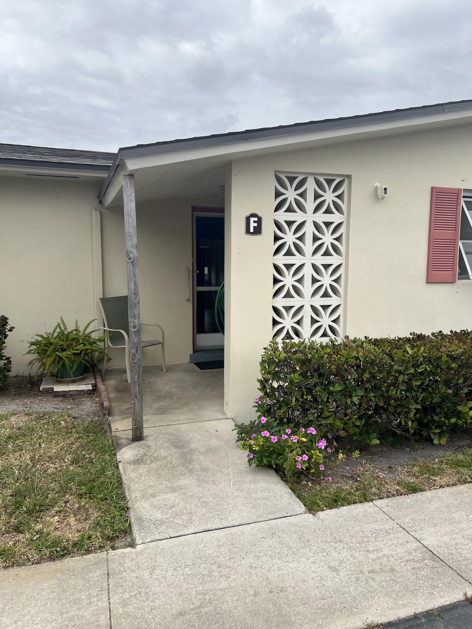 Property for Sale at 2926 Ashley Drive F, West Palm Beach, Palm Beach County, Florida - Bedrooms: 1 
Bathrooms: 1  - $130,000