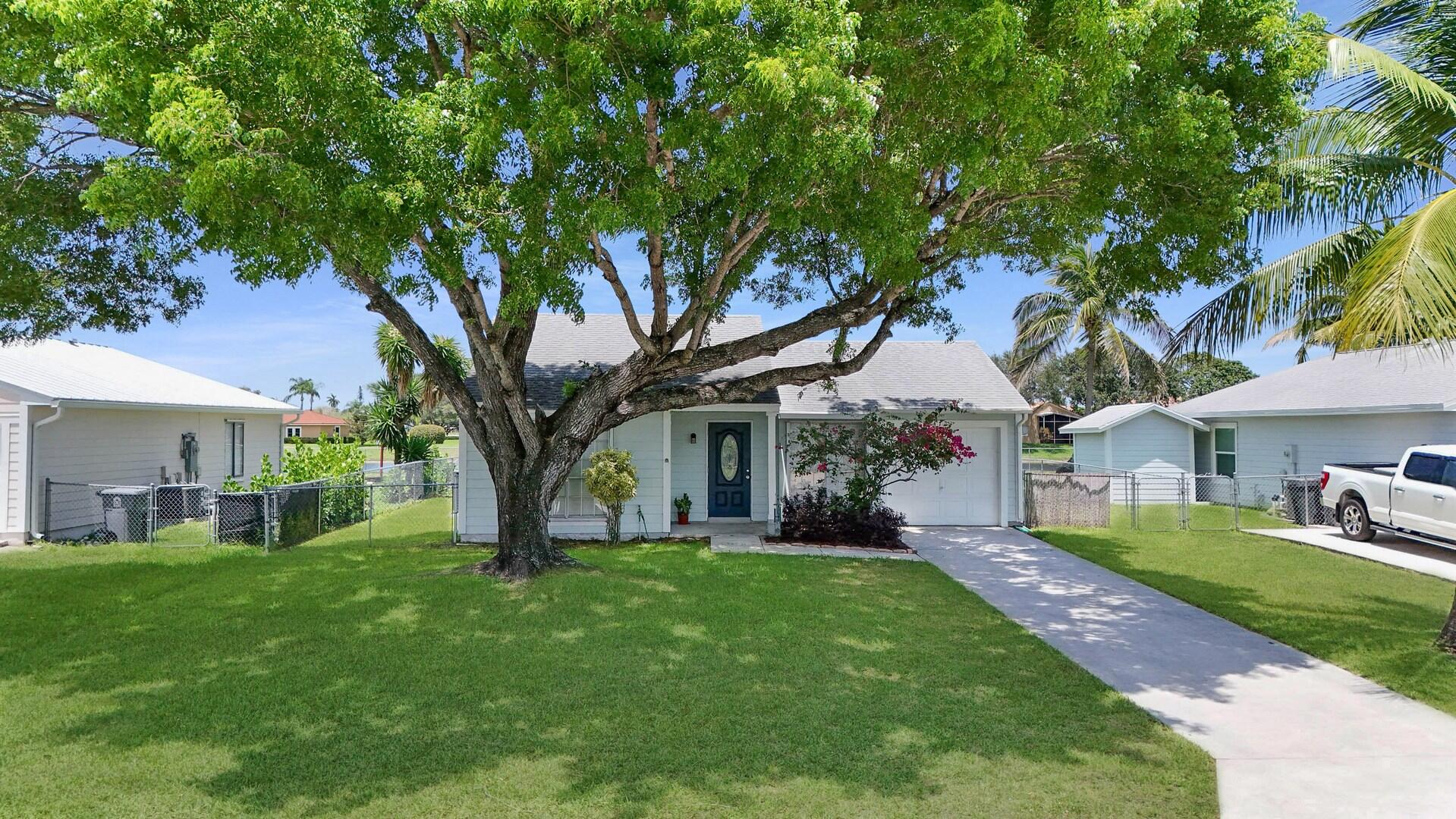 5472 Courtney Circle, Boynton Beach, Palm Beach County, Florida - 2 Bedrooms  
2 Bathrooms - 