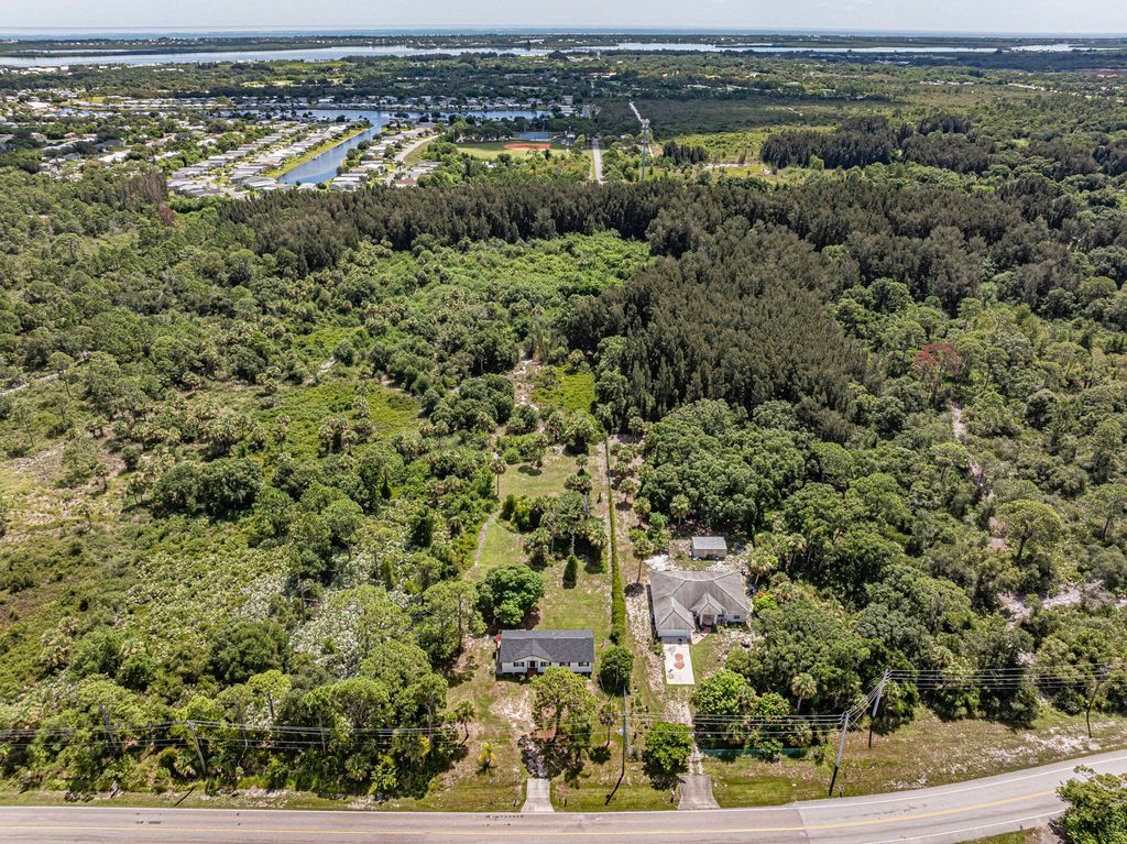 Photo of 8920 66th Avenue, Sebastian, FL 32958 (MLS # RX-11114772)