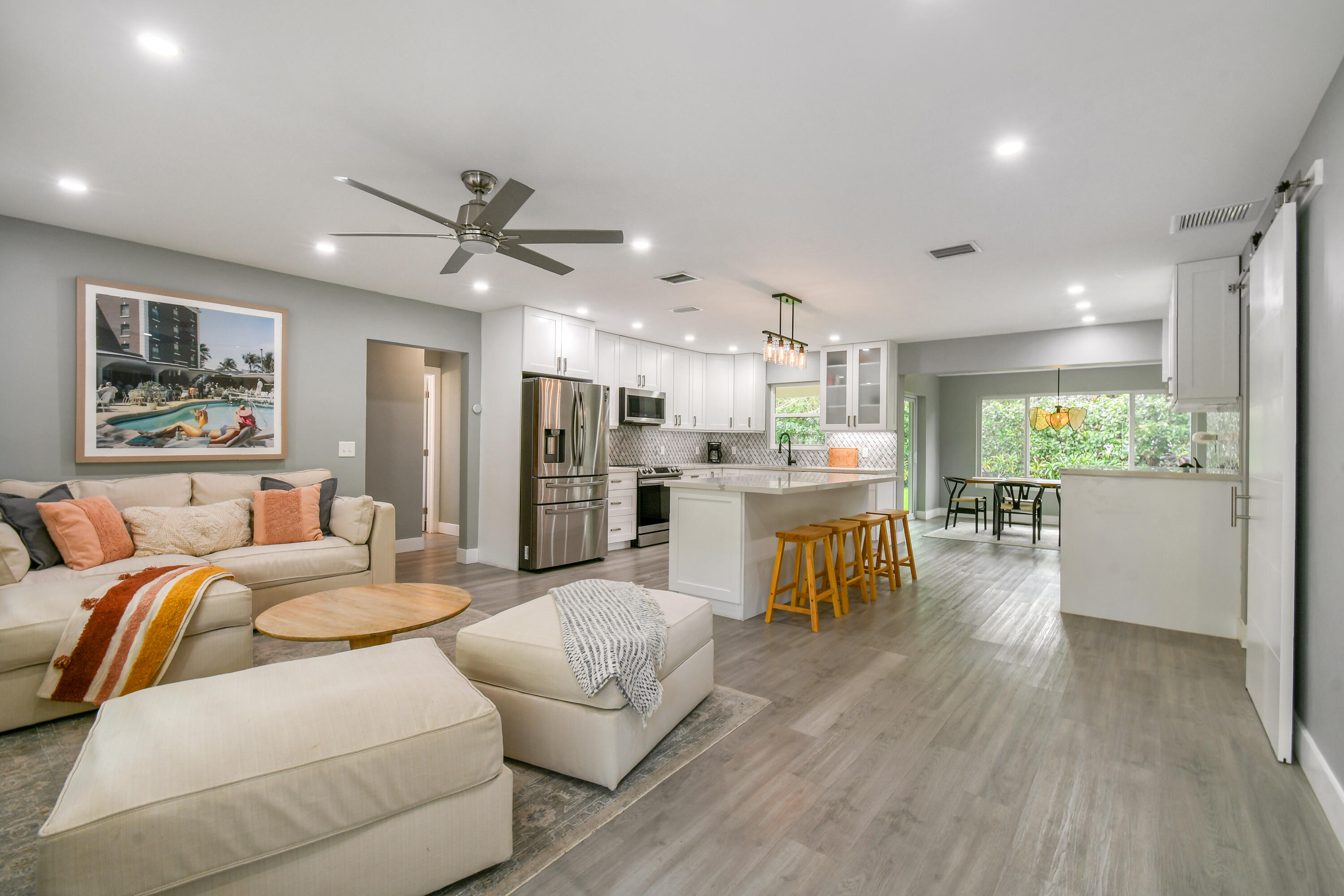400 Tequesta Drive, Tequesta, Palm Beach County, Florida - 3 Bedrooms  
3 Bathrooms - 