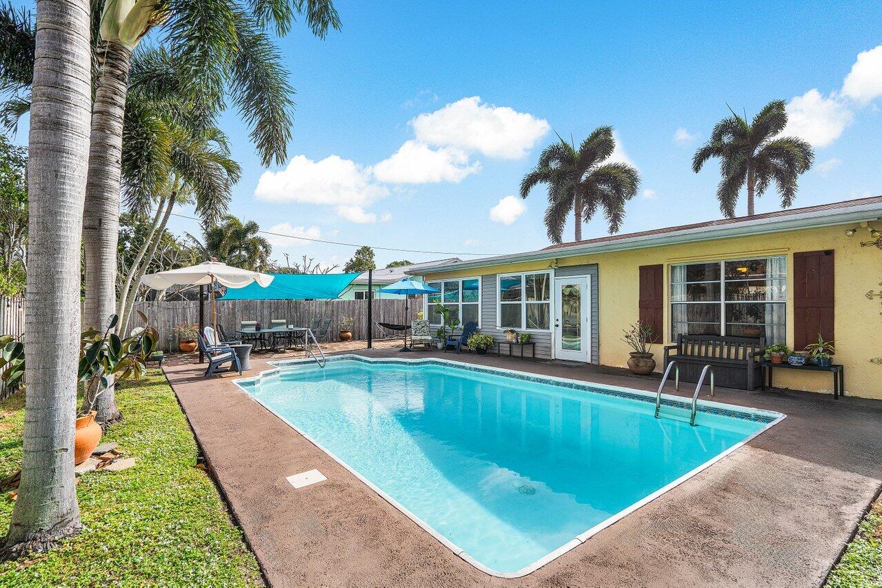 Property for Sale at 1181 Sw 24th Avenue, Boynton Beach, Palm Beach County, Florida - Bedrooms: 4 
Bathrooms: 2  - $539,500