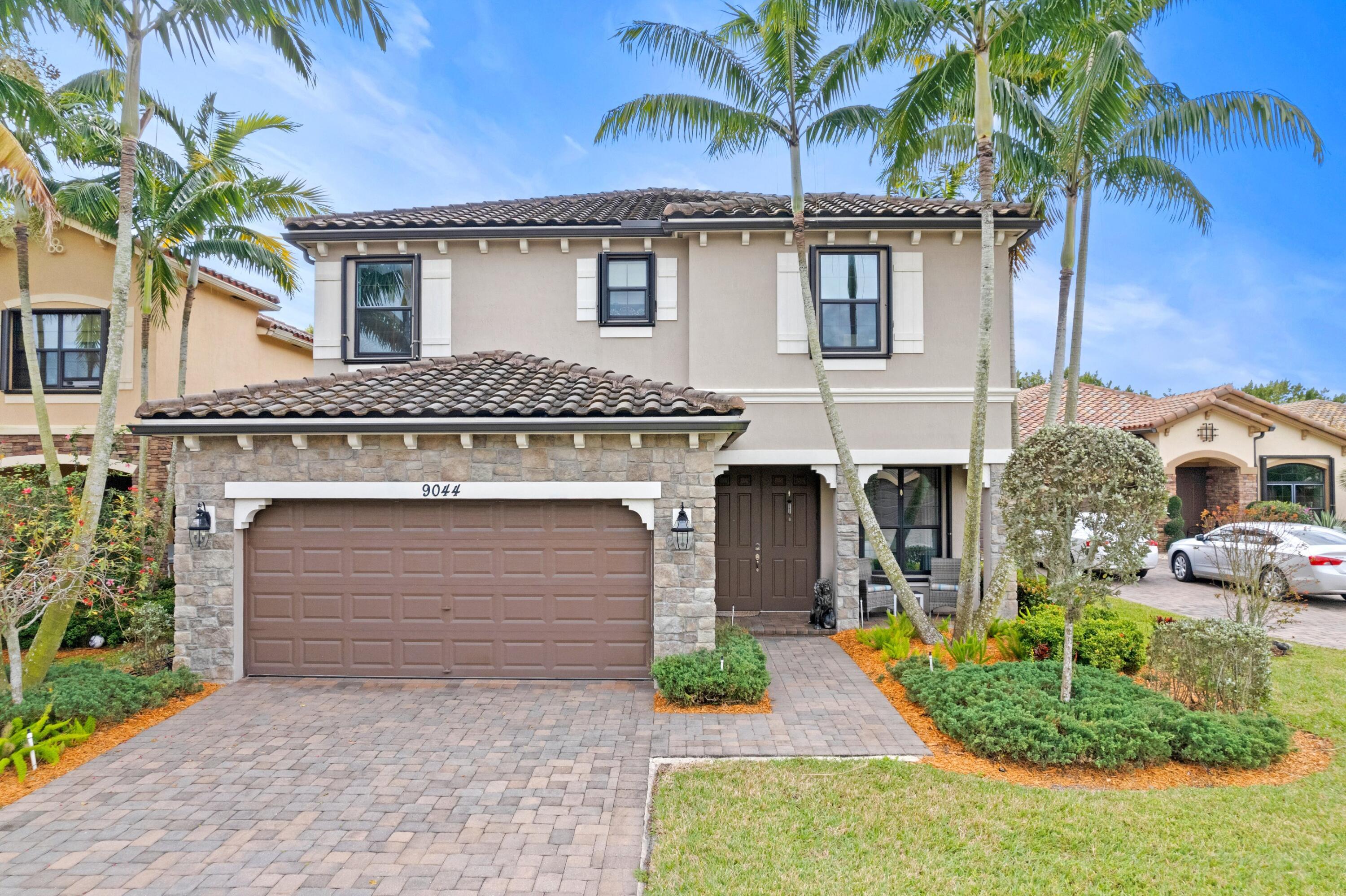 Property for Sale at 9044 Gulf Cove Drive, Lake Worth, Palm Beach County, Florida - Bedrooms: 5 
Bathrooms: 3  - $689,500