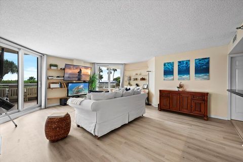 Photo of 176 Helios Drive #106, Jupiter, FL 33477 (MLS # RX-11118243)