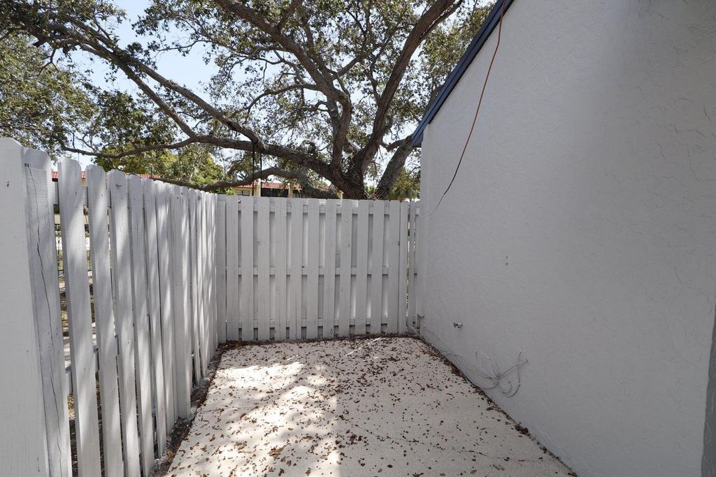 Photo of 2011 Oleander Boulevard #C, Fort Pierce, FL 34950 (MLS # RX-11033321)