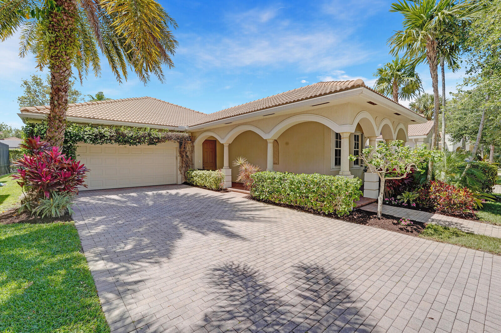 Property for Sale at 183 Via Catalunha, Jupiter, Palm Beach County, Florida - Bedrooms: 3 
Bathrooms: 2  - $815,000