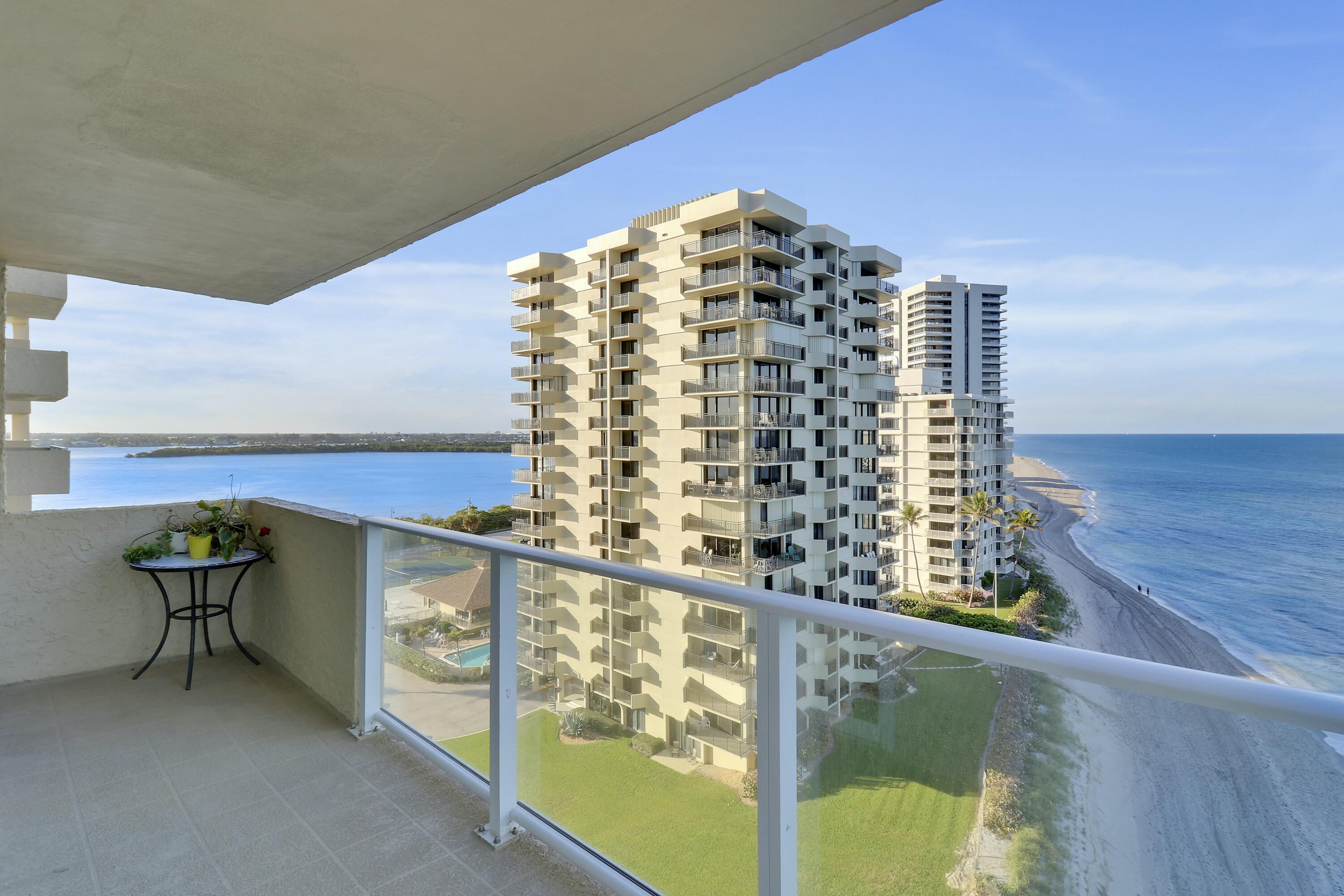 5440 N Ocean Drive 1006, Singer Island, Palm Beach County, Florida - 2 Bedrooms  
2 Bathrooms - 