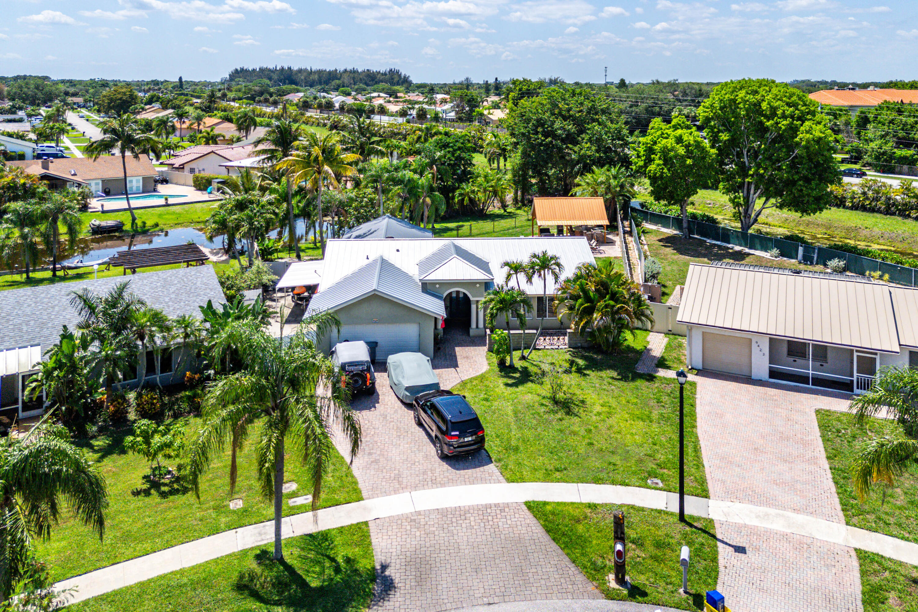 9429 Burlington Place, Boca Raton, Palm Beach County, Florida - 4 Bedrooms  
2 Bathrooms - 