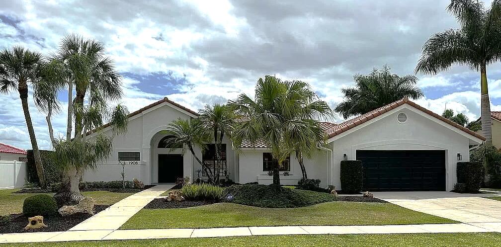 Property for Sale at 1908 Lynton Circle, Wellington, Palm Beach County, Florida - Bedrooms: 3 
Bathrooms: 2  - $929,777