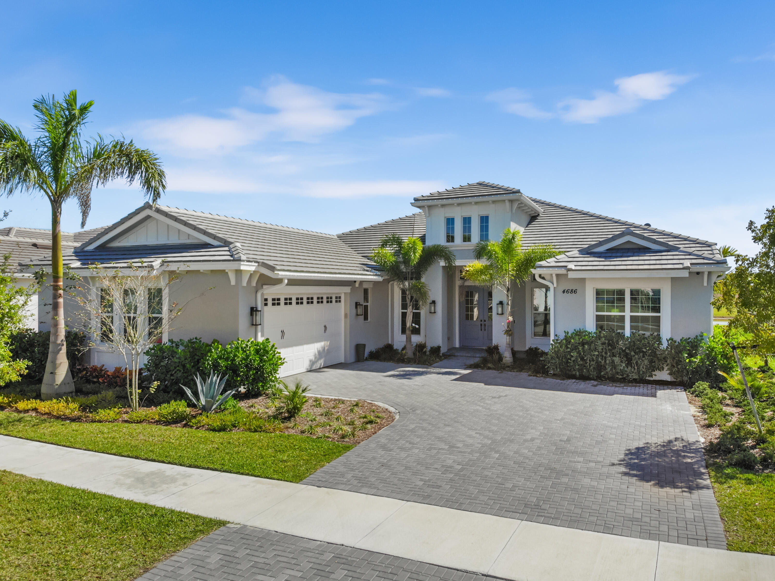 Property for Sale at 4686 Estates Circle, Westlake, Palm Beach County, Florida - Bedrooms: 5 
Bathrooms: 4.5  - $1,369,800