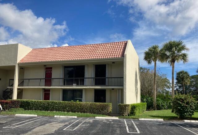 Property for Sale at 2520 Presidential Way Way 205, West Palm Beach, Palm Beach County, Florida - Bedrooms: 2 
Bathrooms: 2  - $265,000