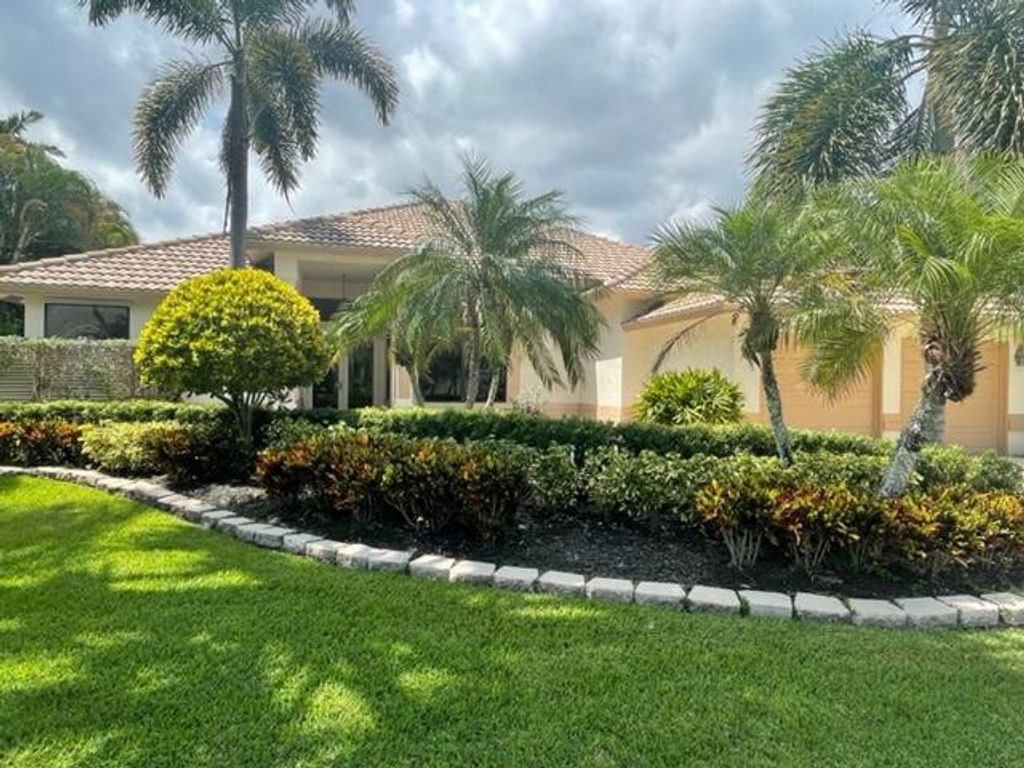 Photo of 12837 Calais Circle, Palm Beach Gardens, FL 33410 (MLS # RX-10834549)