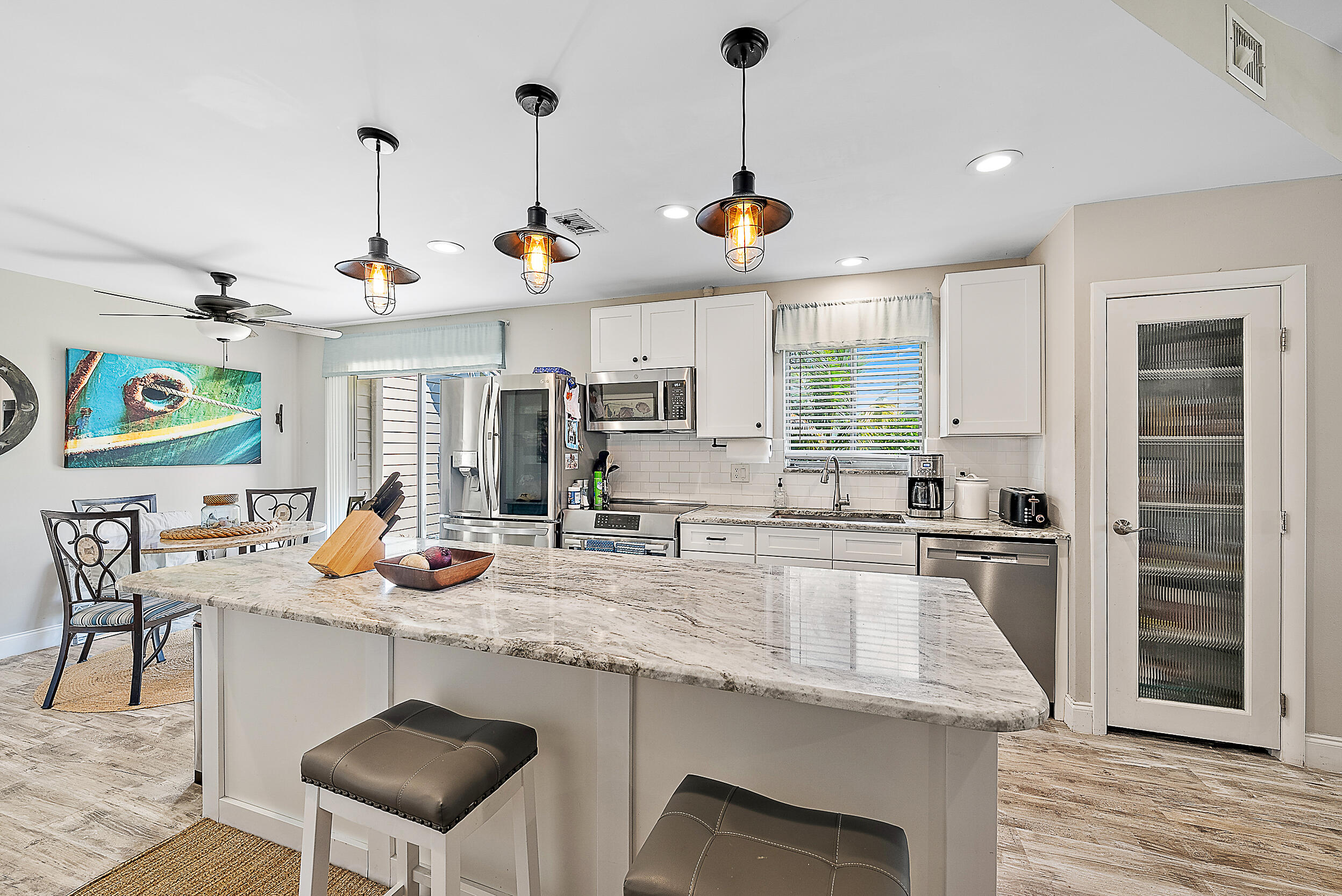 Property for Sale at 18352 Flagship Circle, Jupiter, Palm Beach County, Florida - Bedrooms: 3 
Bathrooms: 2  - $600,000
