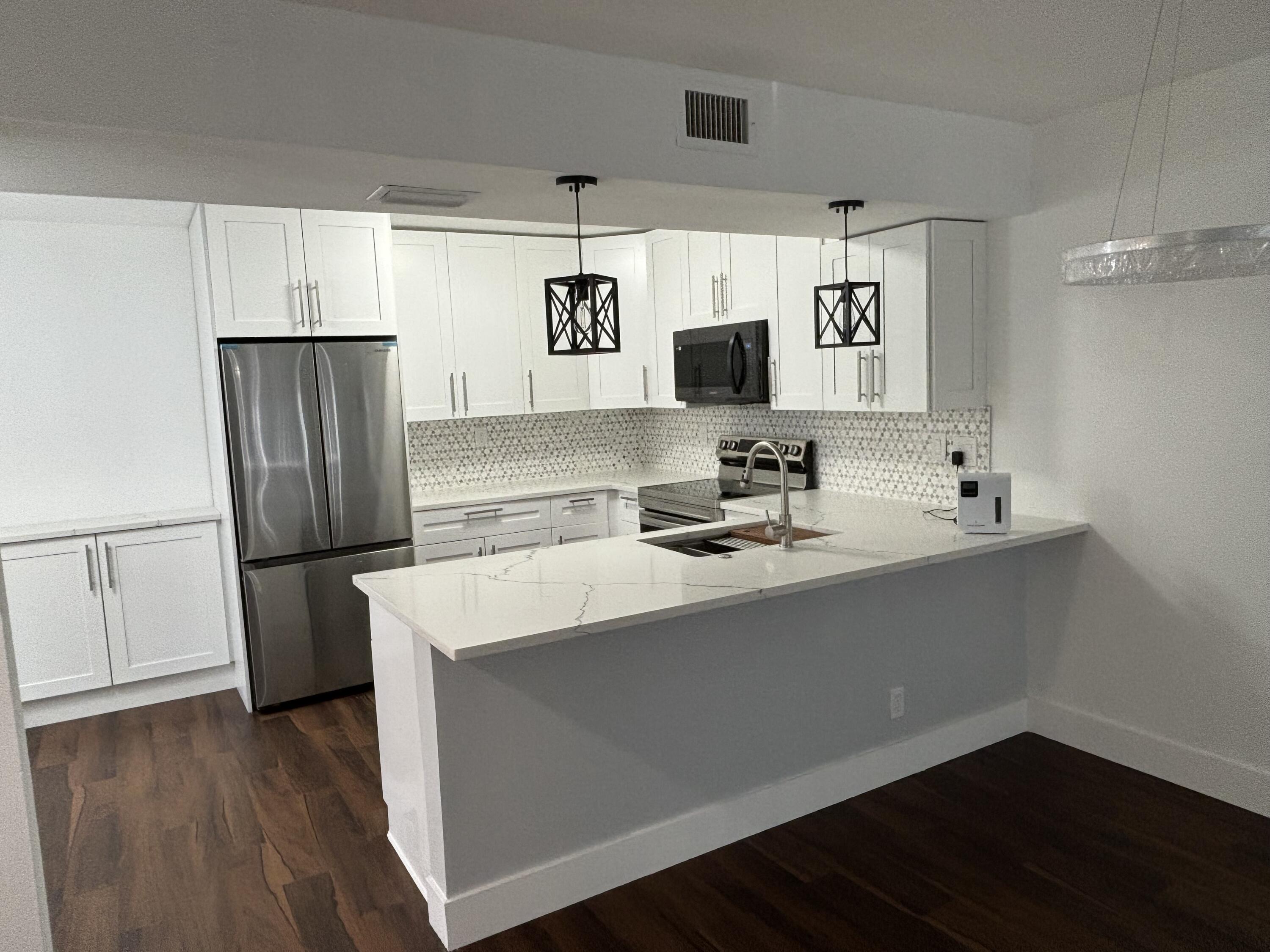 Property for Sale at 7690 Tahiti Lane 102, Lake Worth, Palm Beach County, Florida - Bedrooms: 2 
Bathrooms: 2  - $184,900