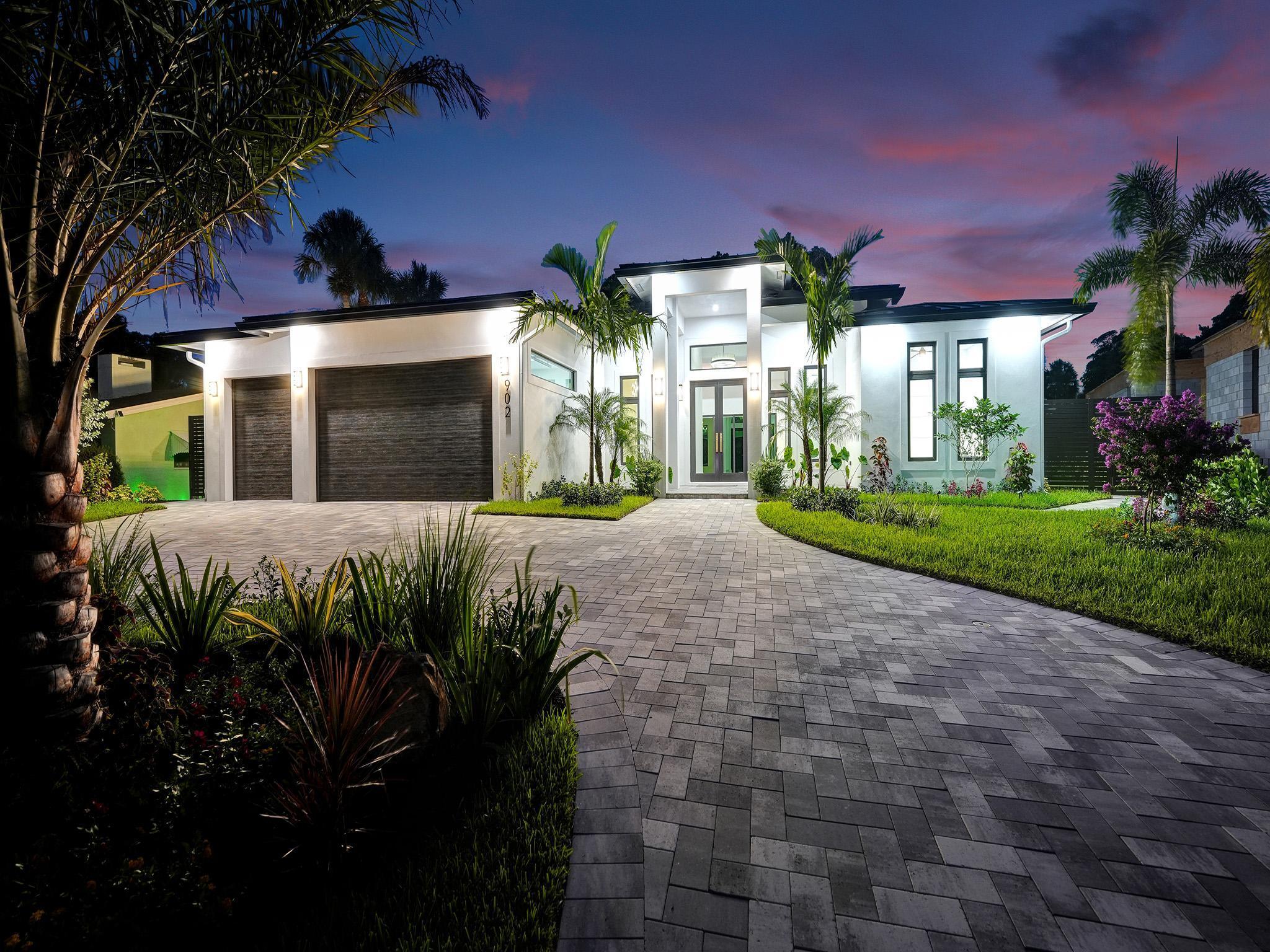 Property for Sale at 902 Robert Road, Delray Beach, Palm Beach County, Florida - Bedrooms: 4 
Bathrooms: 3.5  - $2,975,000