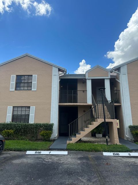 Photo of 1500 Jefferson Drive #1500e, Homestead, FL 33034 (MLS # RX-11128968)