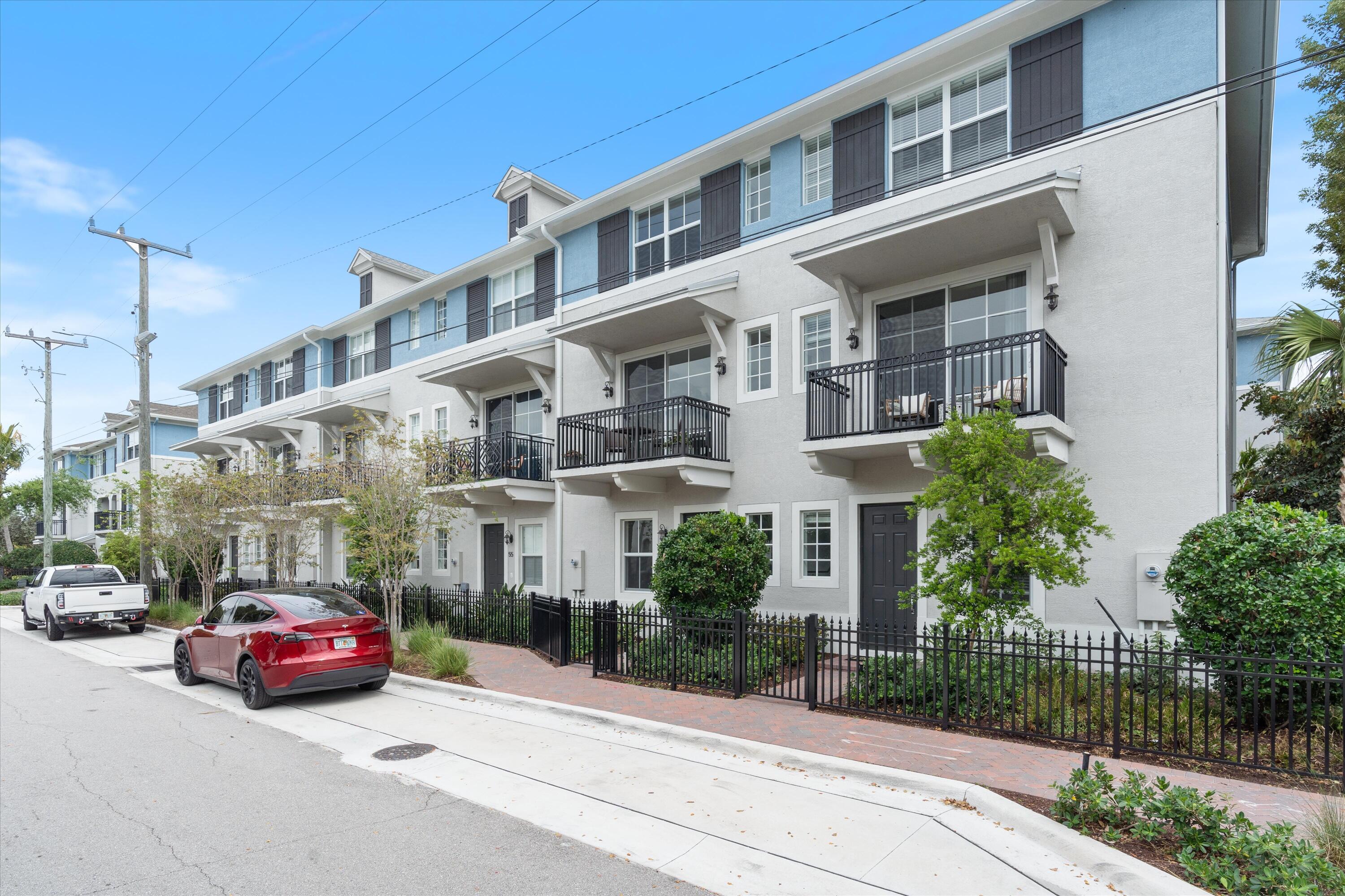 Property for Sale at 47 Nw 4th Avenue 69, Delray Beach, Palm Beach County, Florida - Bedrooms: 3 
Bathrooms: 3.5  - $995,000