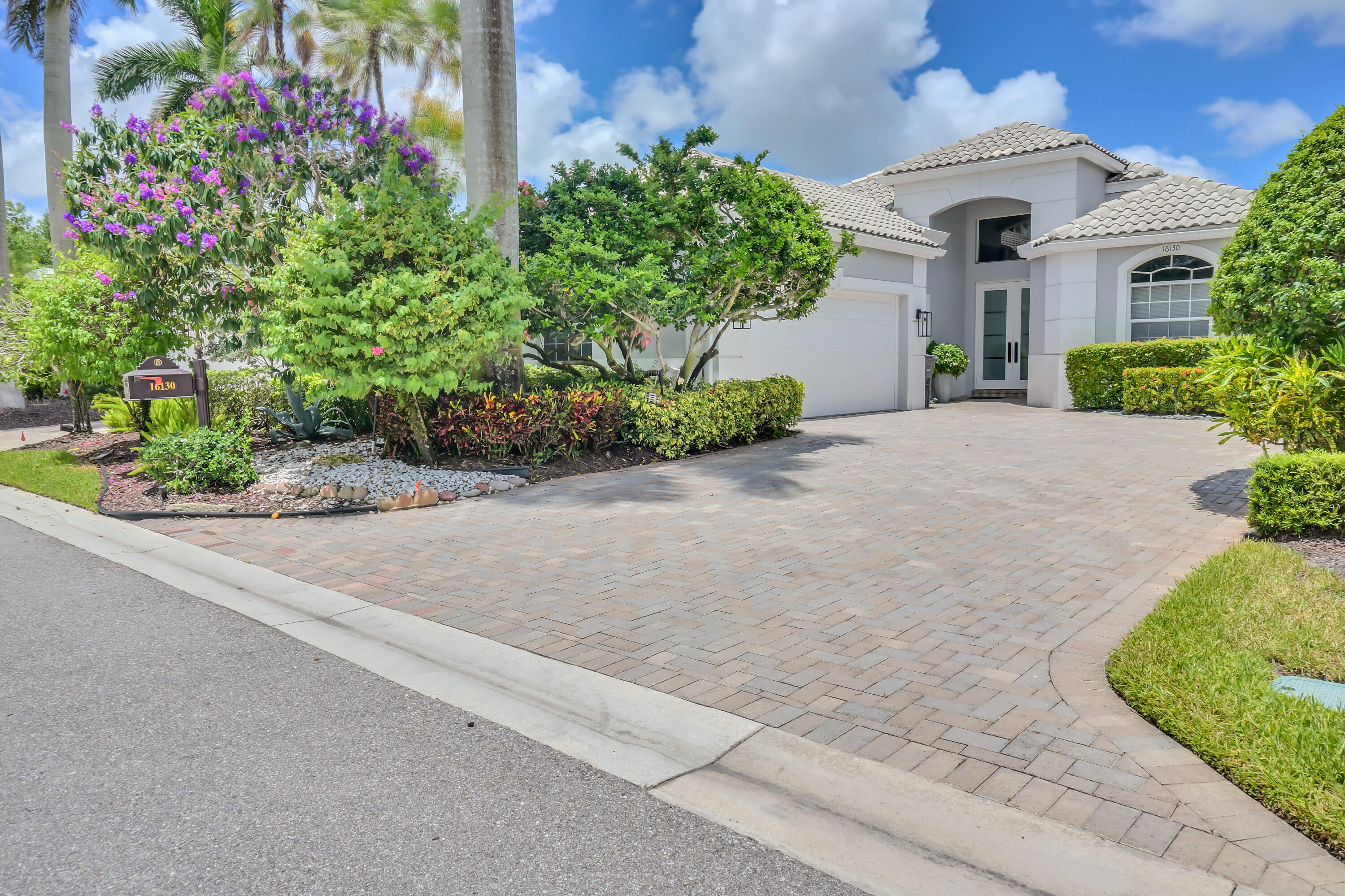 16130 Villa Vizcaya Place, Delray Beach, Palm Beach County, Florida - 3 Bedrooms  
3 Bathrooms - 