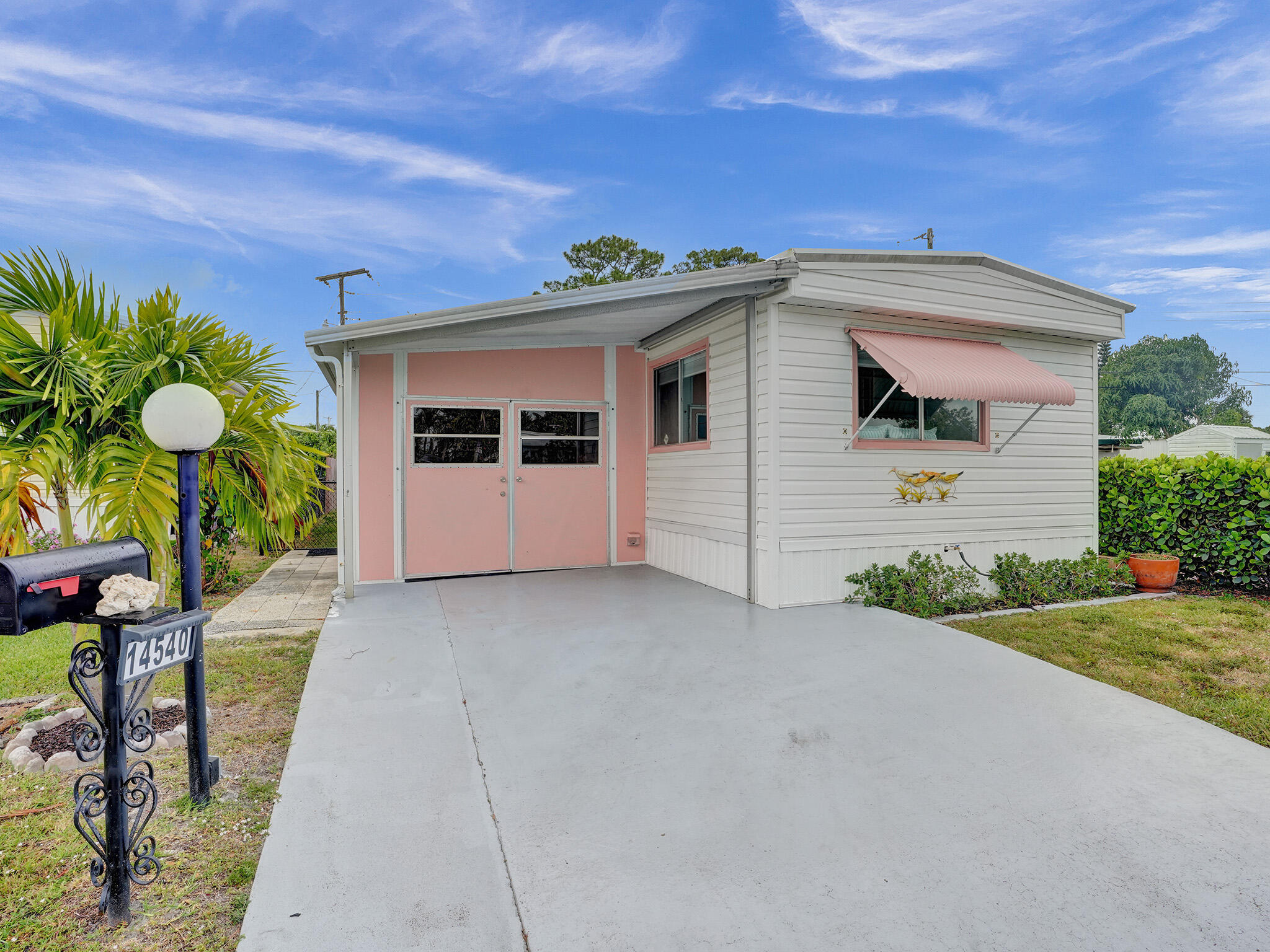 Property for Sale at 14540 Glenview Drive, Delray Beach, Palm Beach County, Florida - Bedrooms: 2 
Bathrooms: 2  - $179,900